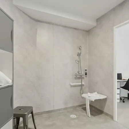 - Paris Pleyel - Saint Denis L'Ile-Saint-Denis