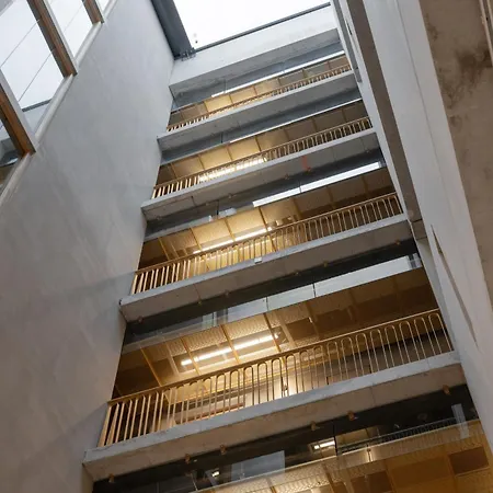 - Paris Pleyel - Saint Denis 3*