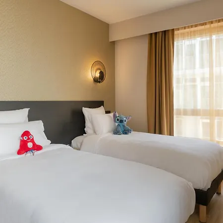 - Paris Pleyel - Saint Denis 3* L'Ile-Saint-Denis
