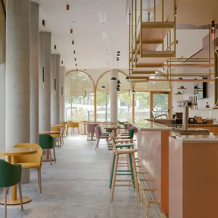 Hotel - Paris Pleyel - Saint Denis L'Ile-Saint-Denis