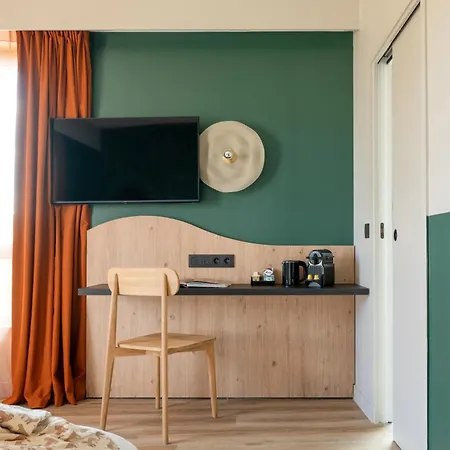- Paris Pleyel - Saint Denis L'Ile-Saint-Denis